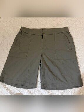 Athleta Men's Olive Performance Athletic Shorts